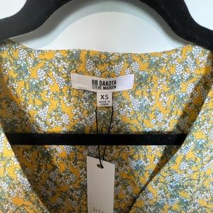 Steve Madden ruffle bottom mini dress